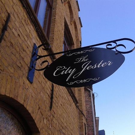 The City Jester イープル エクステリア 写真